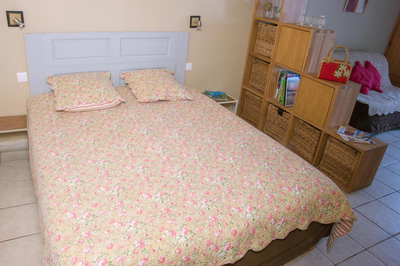 Bed And Breakfast La Maison De Nathalie Les Mayons エクステリア 写真